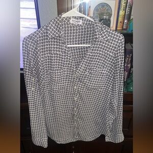 Express Women's Portofino Geometric Black and White Shirt